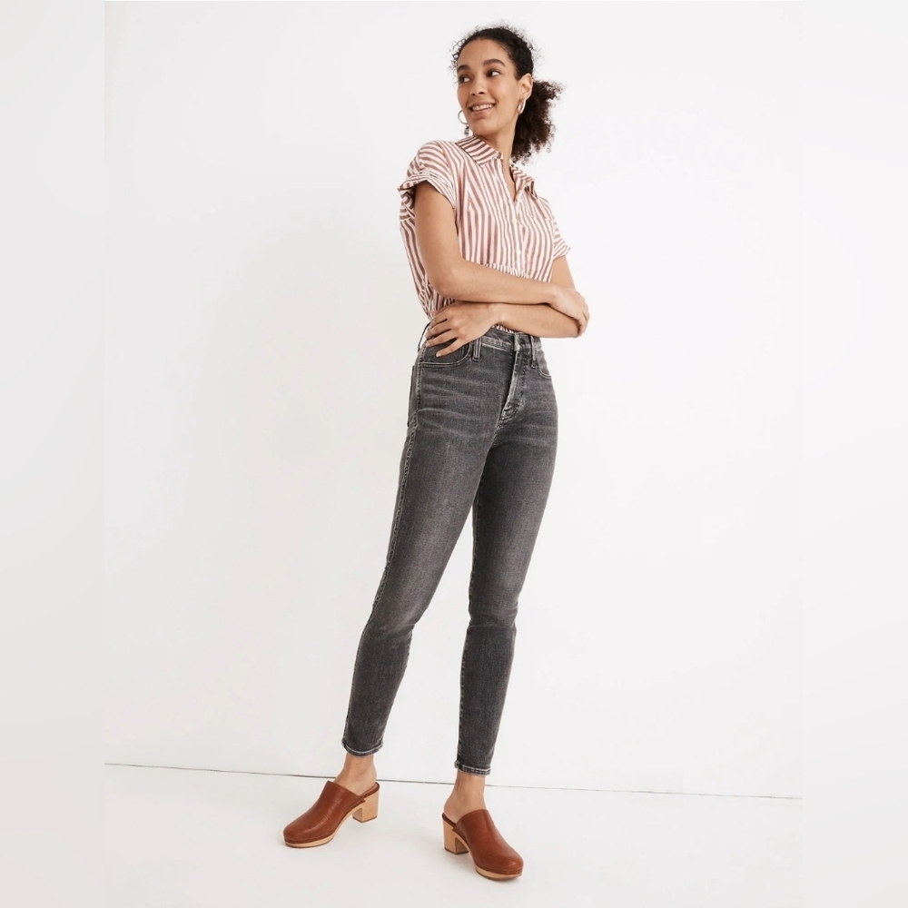 10" High-Rise Skinny Crop In Oakwood Wash